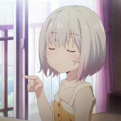 白鹿晒手搓眼线